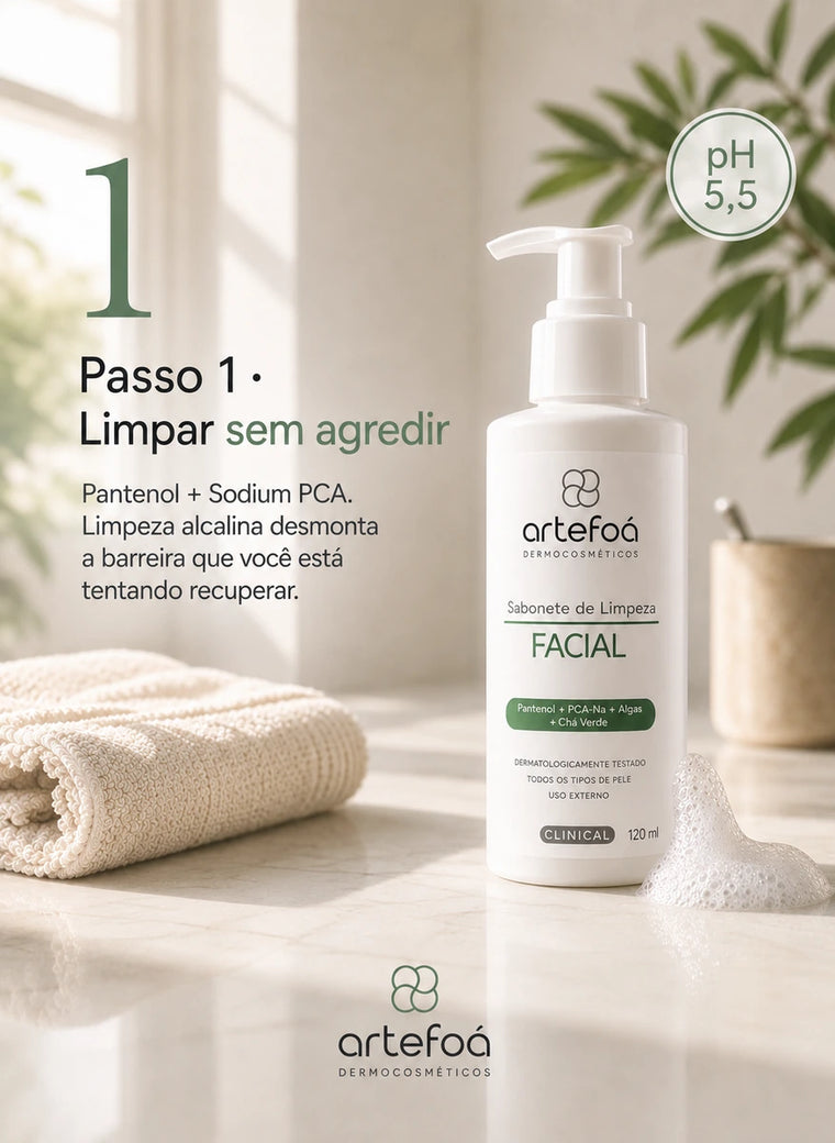 Passo 1, limpar sem agredir: Sabonete de Limpeza Facial em pH 5,5, com pantenol e Sodium PCA.